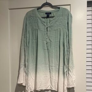 Bandolino Mint and White Paisley Blouse